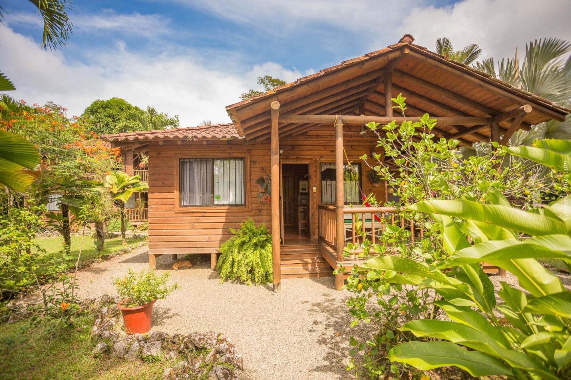 Casa Marcellino Lodge Cahuita Bagian luar foto